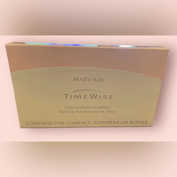 Mary Kay Time Wise Foundation Compact - Picture 5 of 6